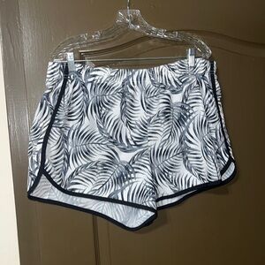 Xersion athletic shorts